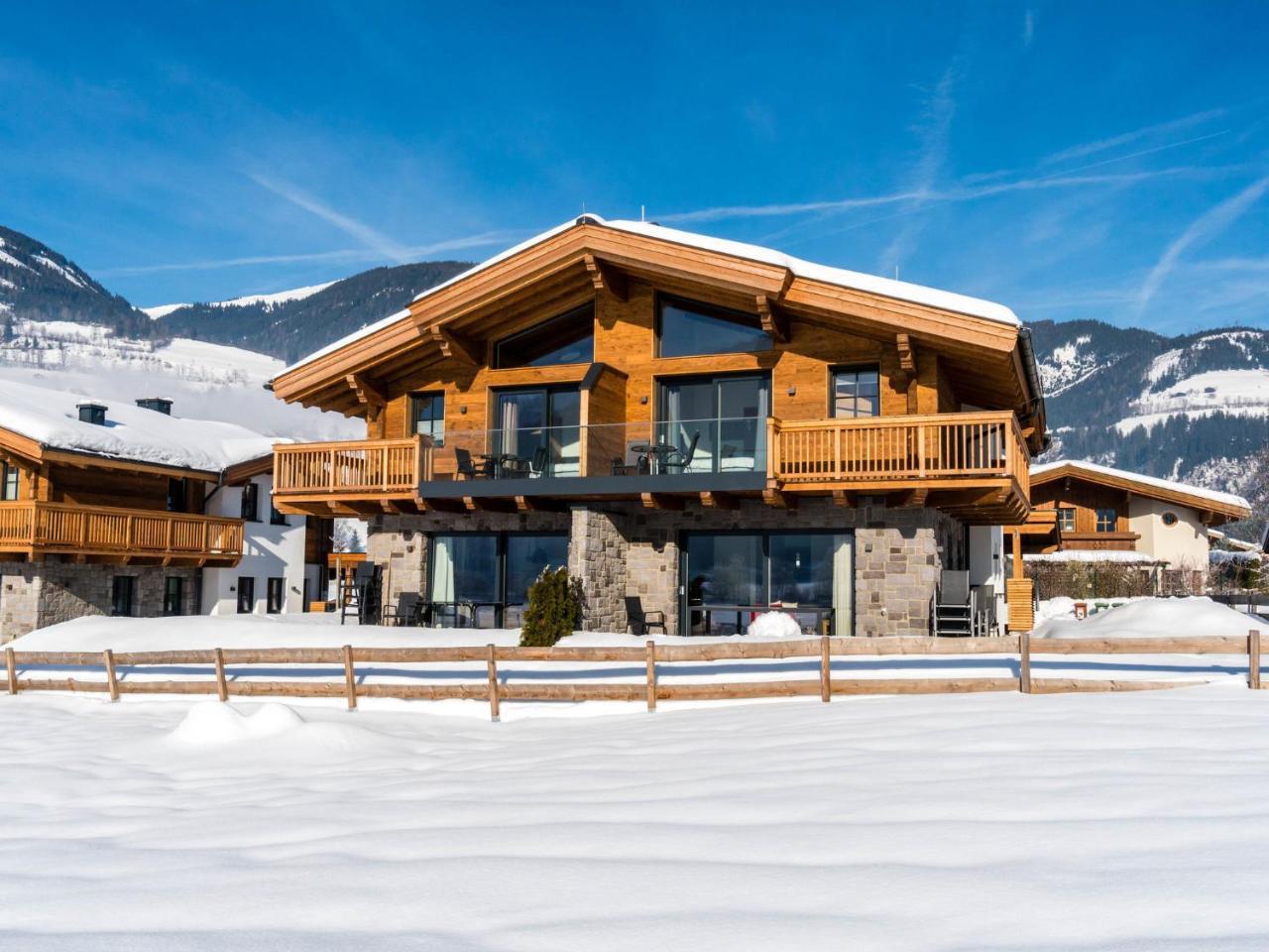 Semi Detached Chalet In M Hlbach With Sauna Мюльбах-ам-Гохкеніг Екстер'єр фото
